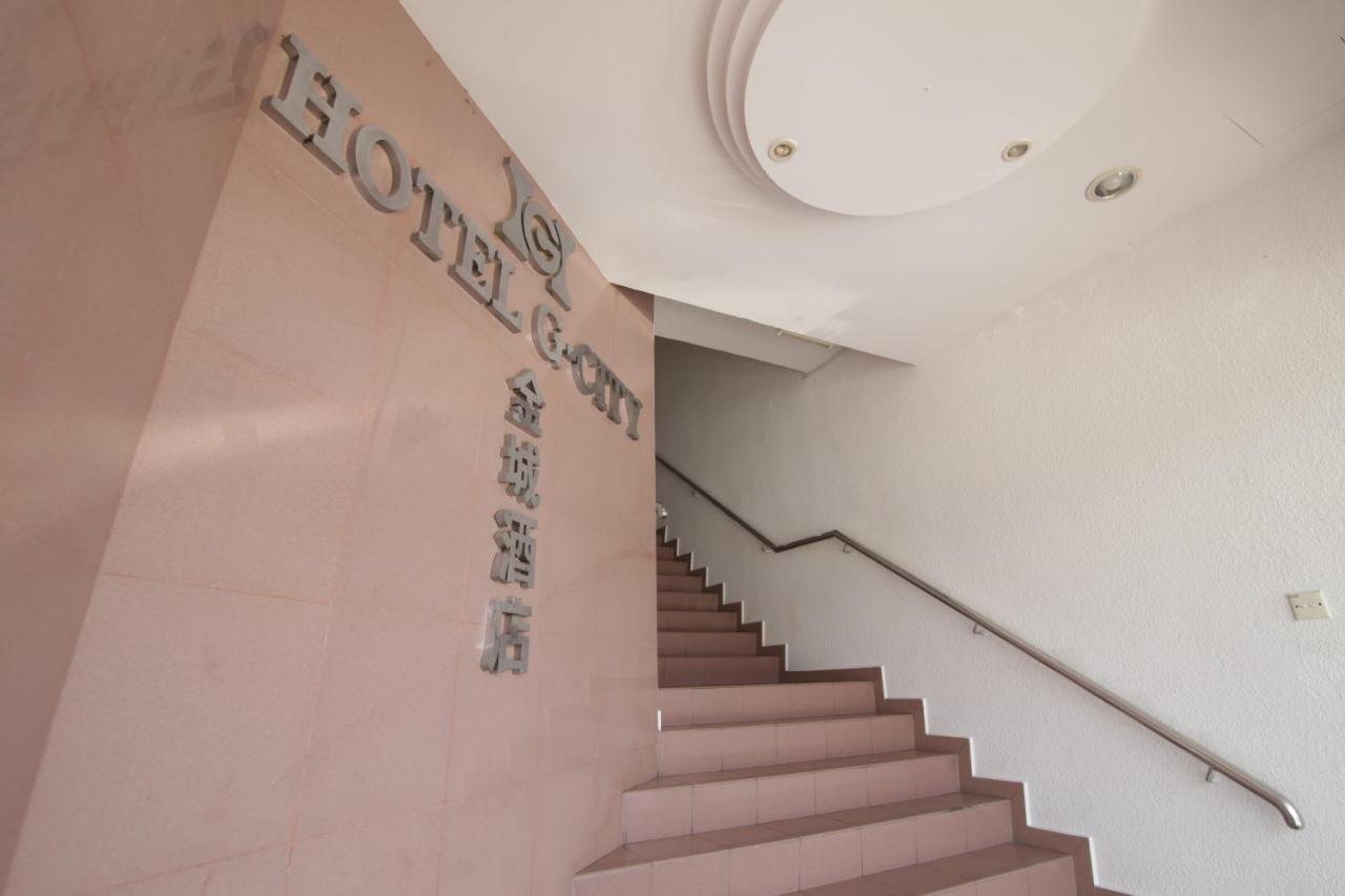G City Hotel Teluk Intan Extérieur photo