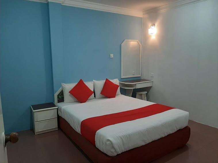 G City Hotel Teluk Intan Extérieur photo