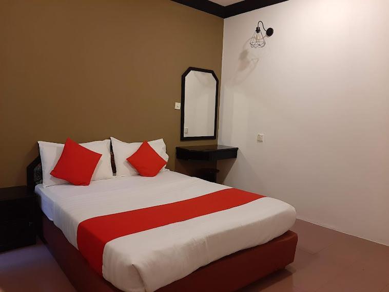 G City Hotel Teluk Intan Extérieur photo