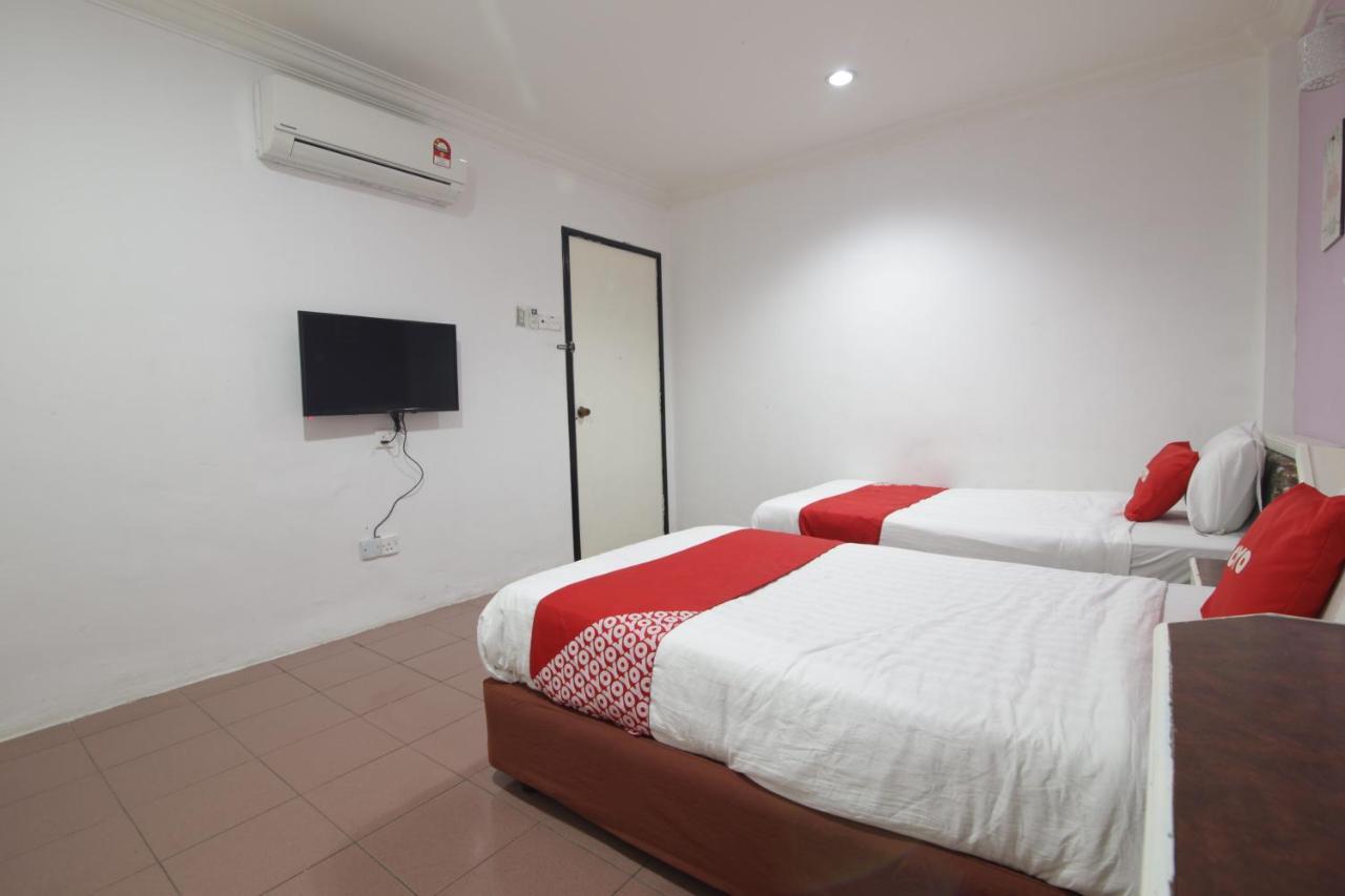 G City Hotel Teluk Intan Extérieur photo