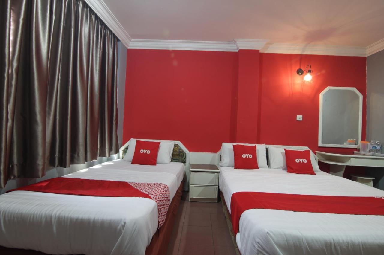 G City Hotel Teluk Intan Extérieur photo