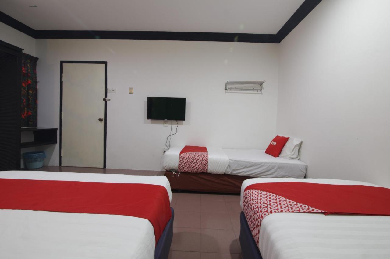 G City Hotel Teluk Intan Extérieur photo