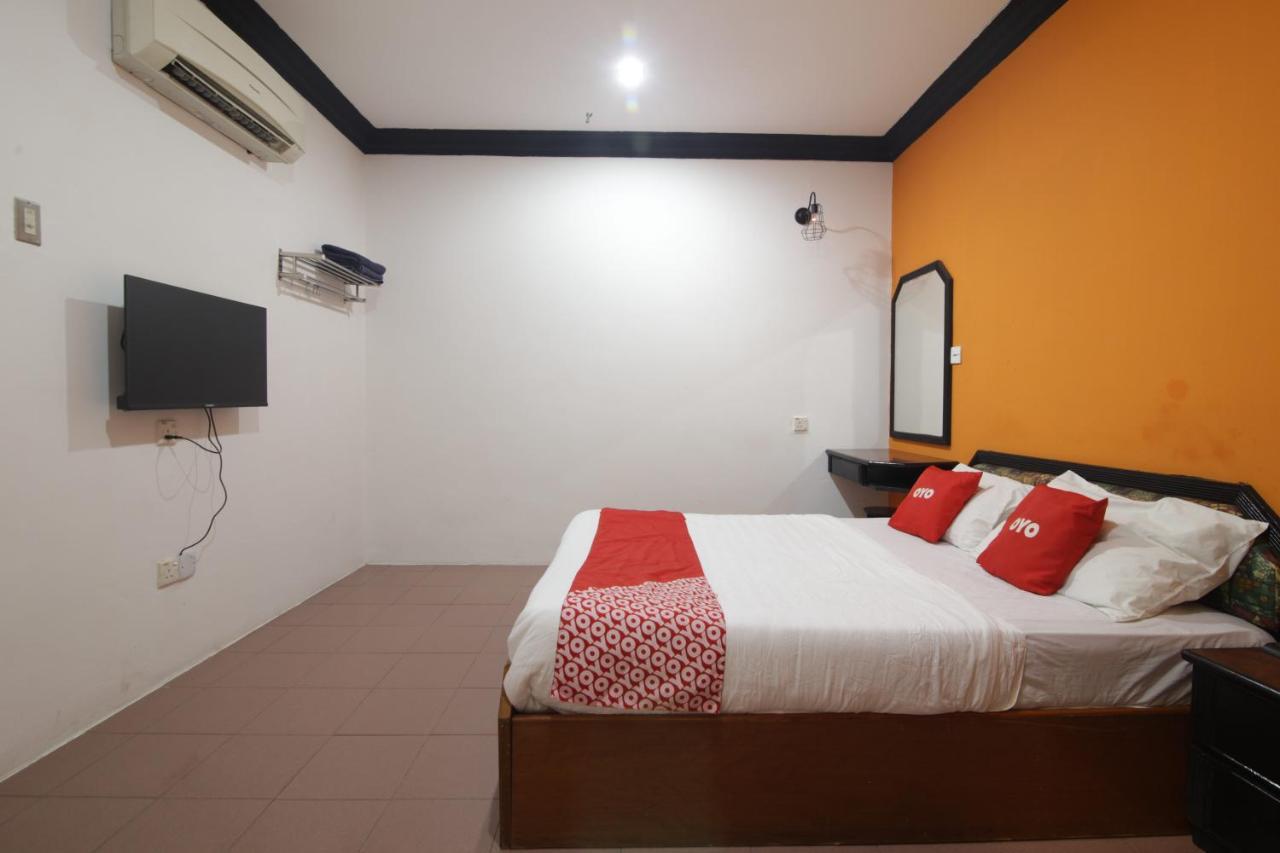 G City Hotel Teluk Intan Extérieur photo