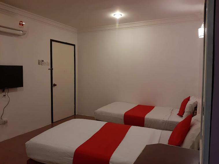 G City Hotel Teluk Intan Extérieur photo