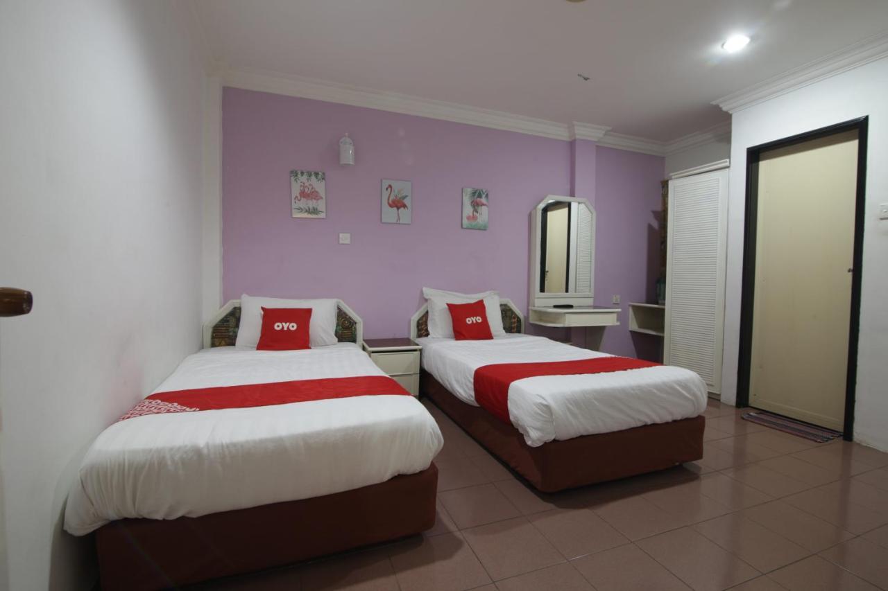G City Hotel Teluk Intan Extérieur photo