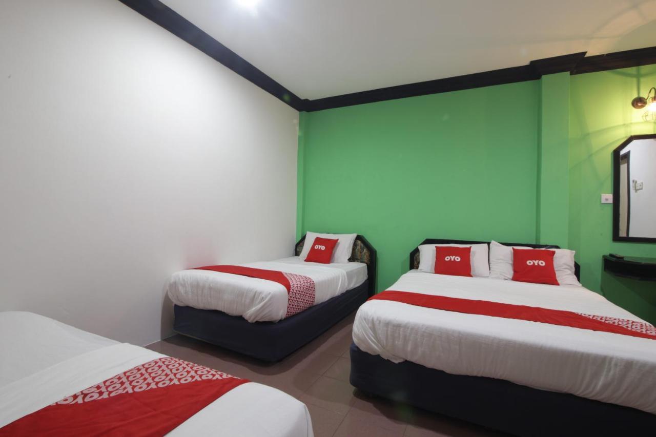 G City Hotel Teluk Intan Extérieur photo