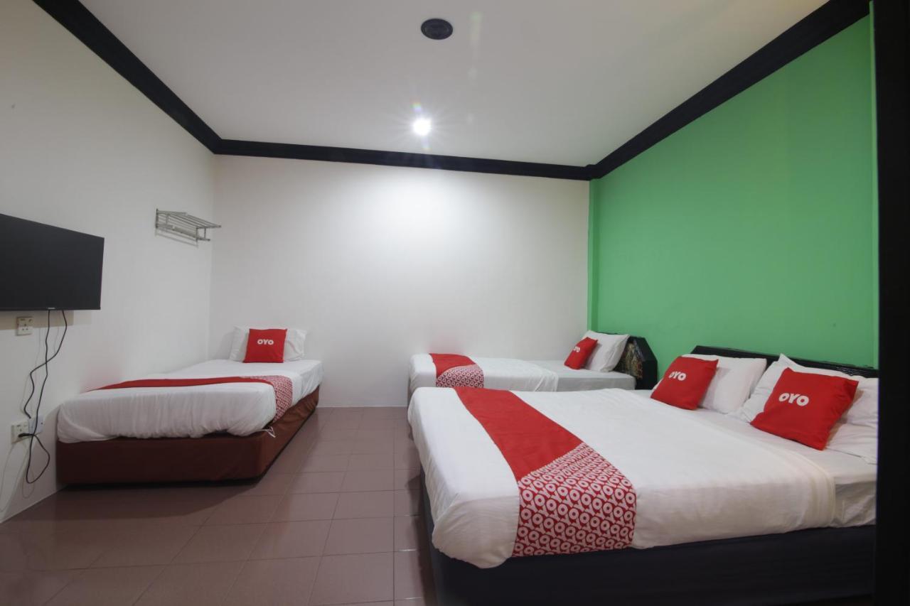G City Hotel Teluk Intan Extérieur photo
