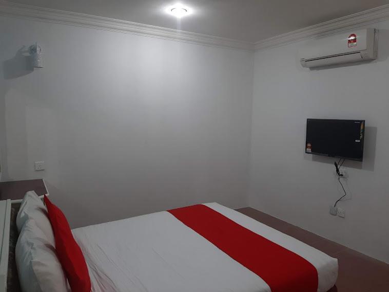 G City Hotel Teluk Intan Extérieur photo