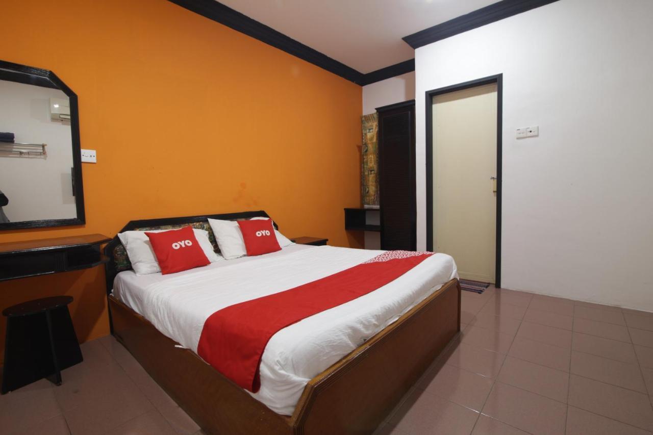 G City Hotel Teluk Intan Extérieur photo