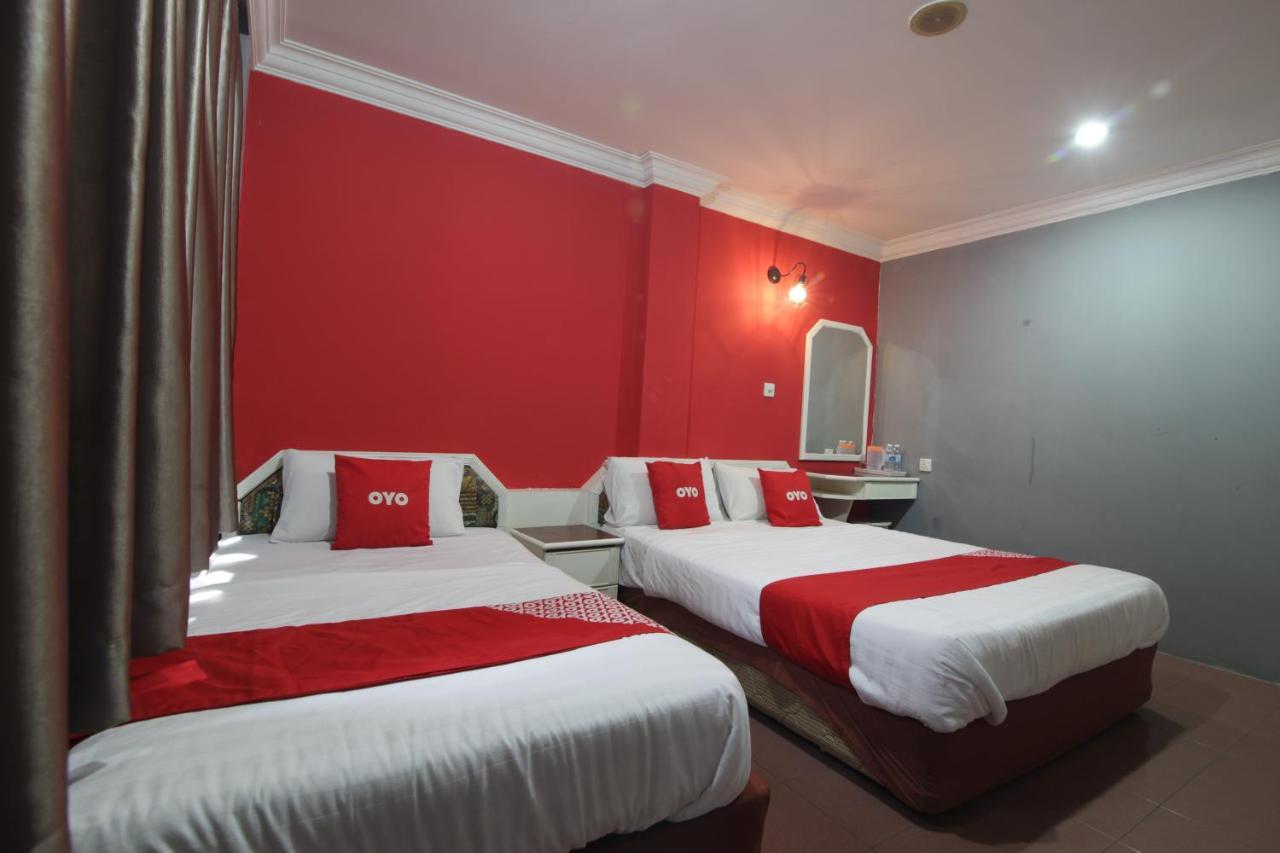 G City Hotel Teluk Intan Extérieur photo
