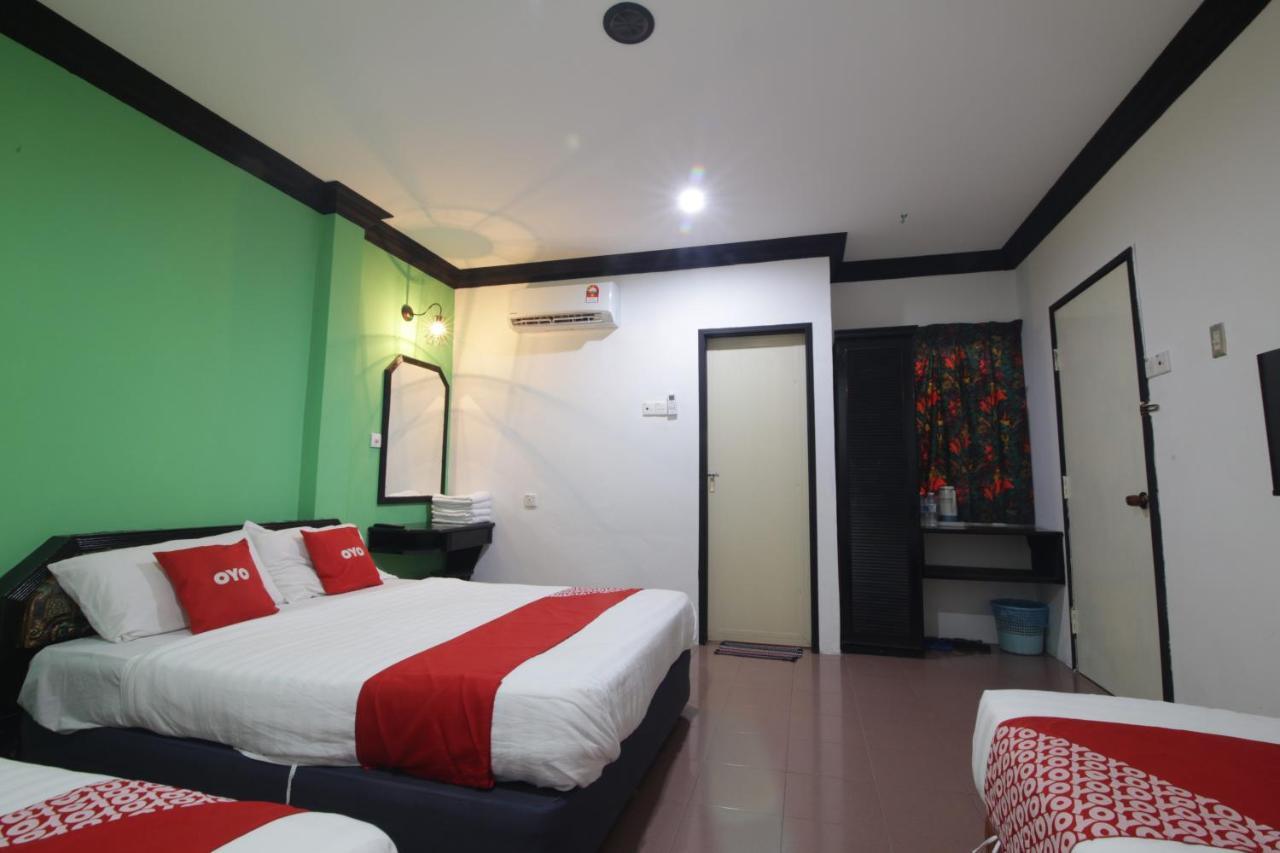 G City Hotel Teluk Intan Extérieur photo