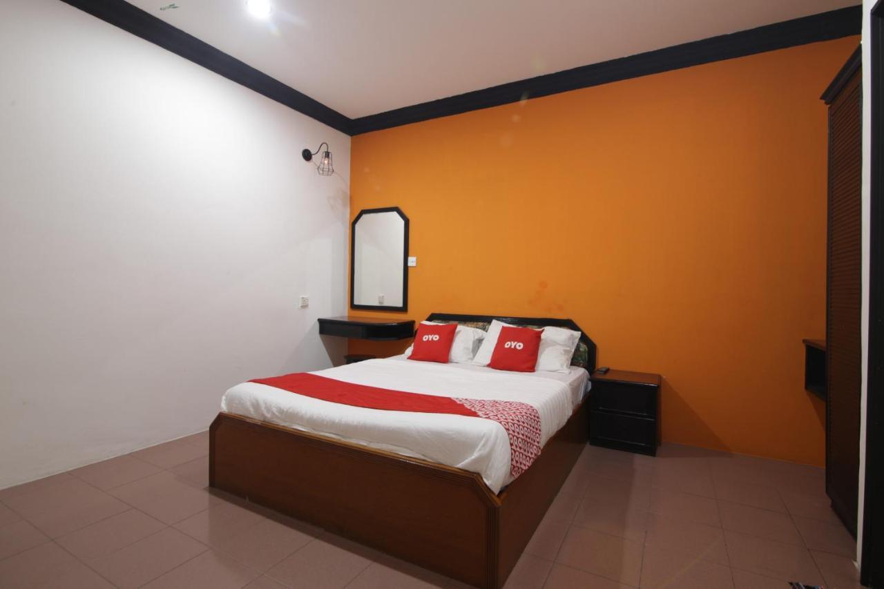 G City Hotel Teluk Intan Extérieur photo