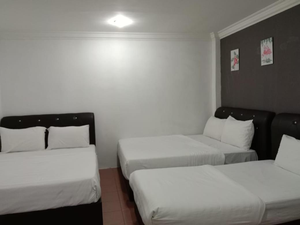 G City Hotel Teluk Intan Extérieur photo